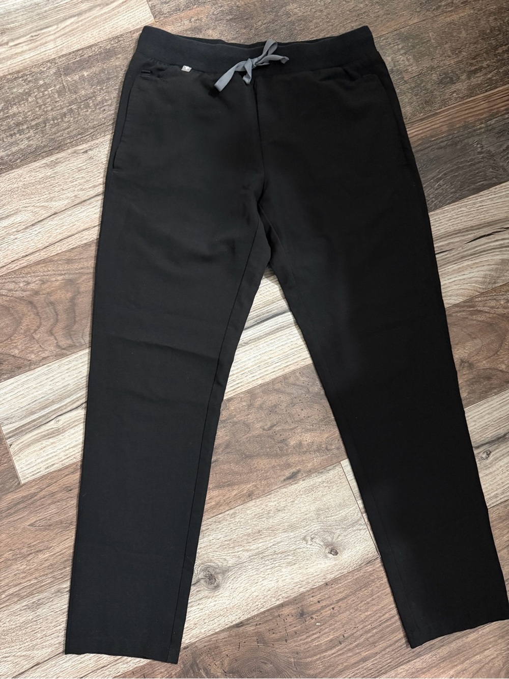 FIGS Technical Collection Scrub Pants